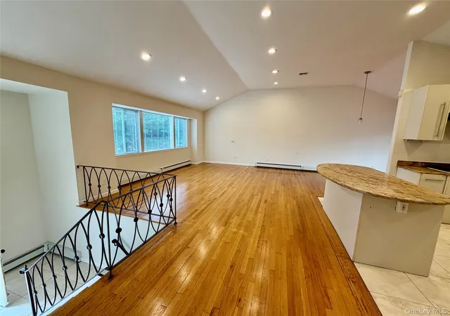 Photo 17 of Single family home for sale at 5 Elm St, North Hempstead, NY 11021 | MLS# 994967 | Listing updated on 2026-10-04