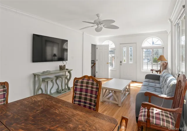 4th image of 39 Troy Ave, Hempstead, NY 11561 | MLS# 994969
