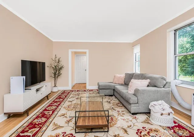 Homes for sale in Mount Vernon, NY | 472 Gramatan Ave #O2, Mount Vernon, NY 10552 | MLS# 994994