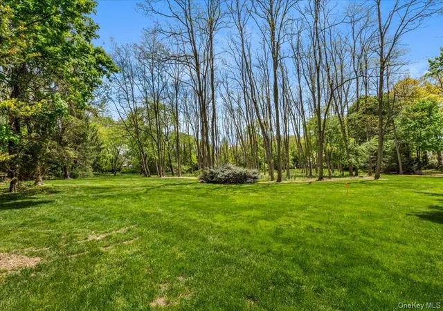 9th image of Parcel Lot 19 A 05630 Applegreen Dr, North Hempstead, NY 11568 | MLS# 995011