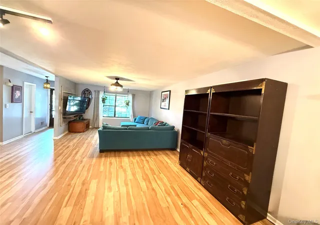 4th image of 164 Somerset Dr, Ramapo, NY 10901 | MLS# 995083