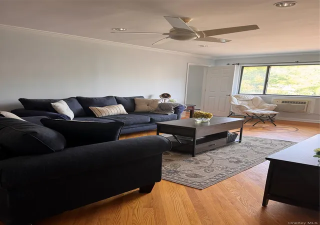 Listing Photo 4 - Condo for sale in building located at 332 Richard Ct, Pomona, NY 10970