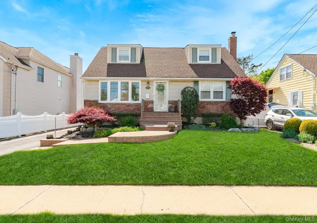 1st image of 2572 S Saint Marks Ave, Hempstead, NY 11710 | MLS# 995086