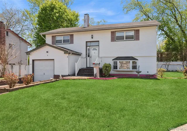 29th image of 6 Clarke St, Brentwood, NY 11717 | MLS# 995094