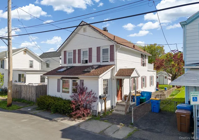 Homes for sale in Kingston, NY | 25 S Prospect St, Kingston, NY 12401 | MLS# 995095