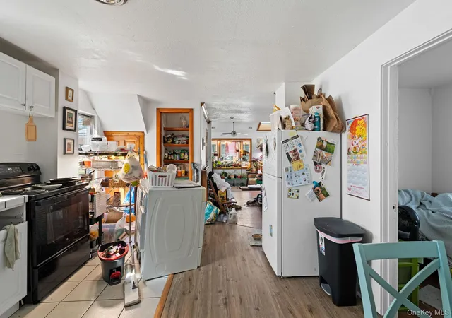 Listing Photo 4 - Condo for sale in building located at 25 S Prospect St, Kingston, NY 12401