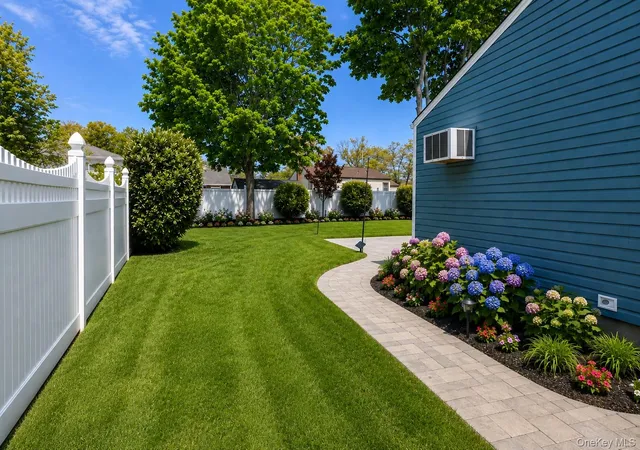 4th image of 317 Oconnor Rd, North Babylon, NY 11703 | MLS# 995158