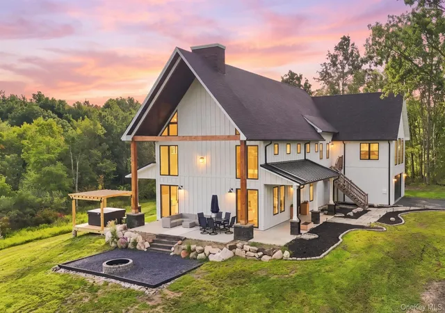 Photo 1 of Single family home for sale at 6 Misty Ridge Rd, Gardiner, NY 12525 | MLS# 995164 | Listing updated on 2026-09-02
