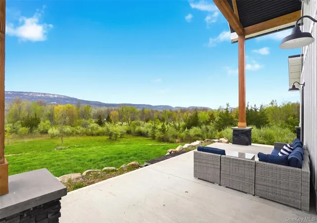 3rd image of 6 Misty Ridge Rd, Gardiner, NY 12525 | MLS# 995164