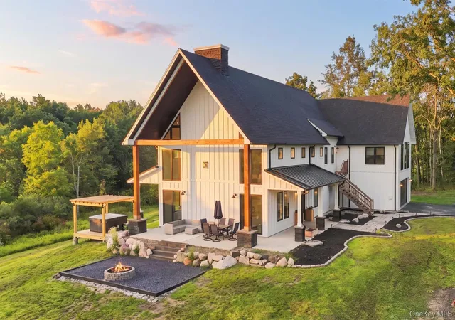 Photo 4 of Single family home for sale at 6 Misty Ridge Rd, Gardiner, NY 12525 | MLS# 995164 | Listing updated on 2026-09-24