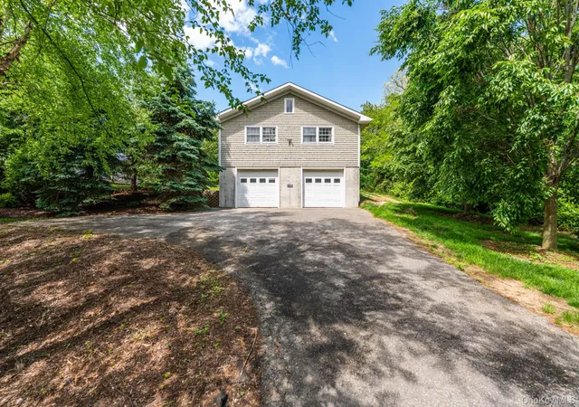 30th image of 12950 Oregon Rd, Cutchogue, NY 11935 | MLS# 995201