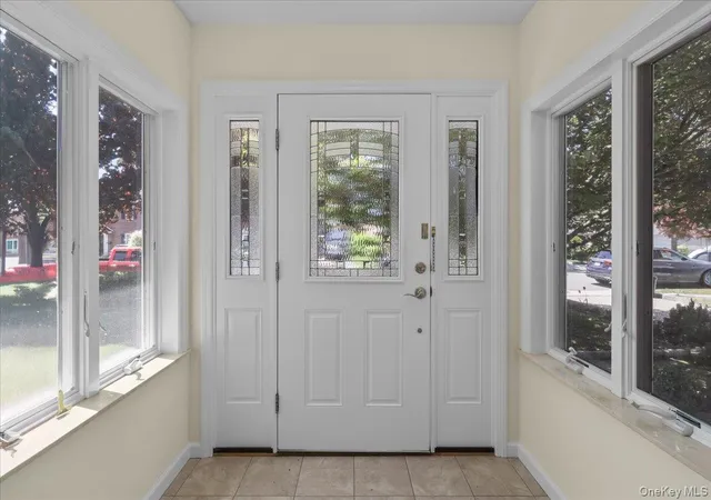 3rd image of 29 Teresa Ave, Yonkers, NY 10704 | MLS# 995210