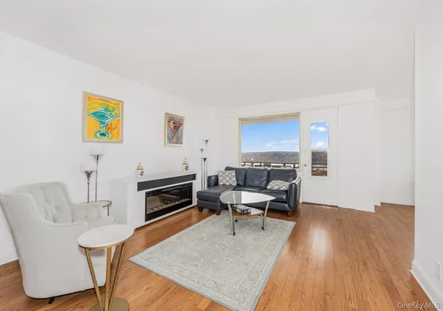 2nd image of 3777 Independence Ave #14M, Bronx, NY 10463 | MLS# 995250