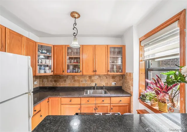 Photo 2 of Condo for sale at 218 12 43rd Avenue #2E, Bayside, NY 11361 | MLS# 995259 | Listing updated on 2026-10-01