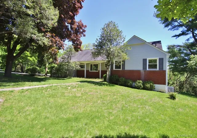 Photo 39 of Sale Pending at 28 Argyle Pl, Briarcliff Manor, NY 10510 | MLS# 995261 | Listing updated on 2026-06-04