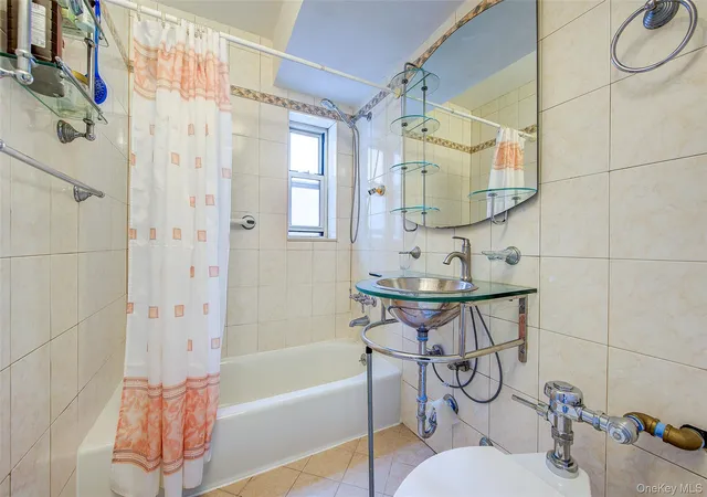 2nd image of 67-25 Dartmouth St, Forest Hills, NY 11375