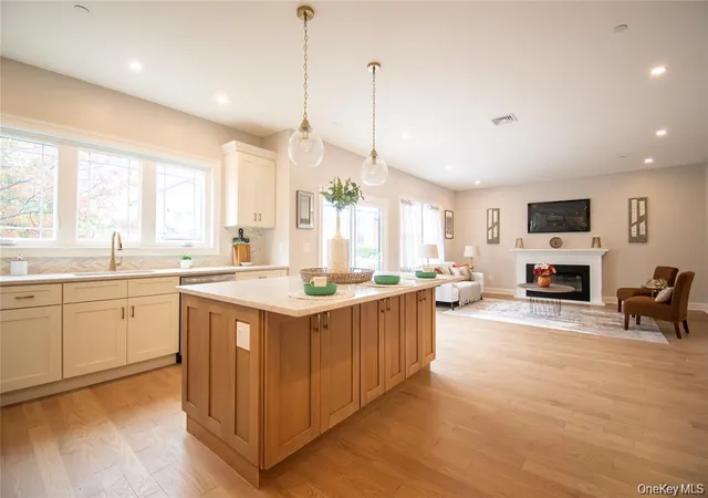5th image of 3004 Harbor St, Hempstead, NY 11510 | MLS# 995280