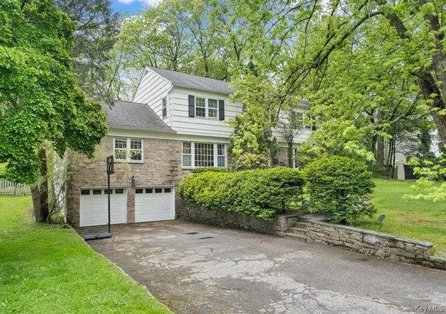 Homes for sale in Scarsdale, NY | 20 Springdale Rd, Scarsdale, NY 10583 | MLS# 995292