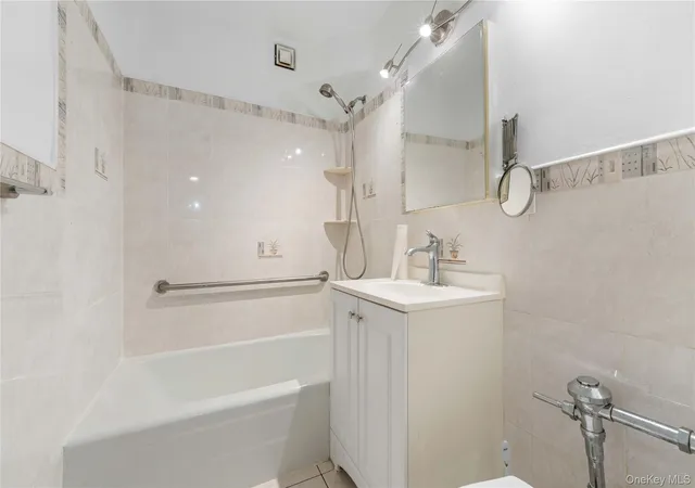 Photo 4 of House for sale at 42-65 Kissena Blvd #511, New York, NY 11355 | MLS# 995299 | Listing updated on 2026-10-08