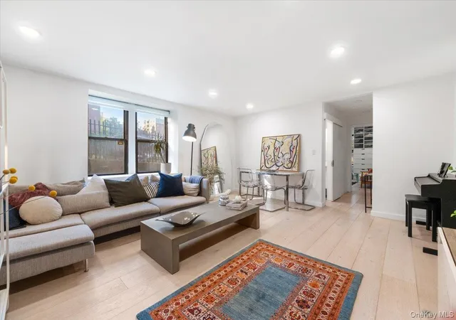 4th image of 30 Windsor Ter #AA1, White Plains, NY 10601 | MLS# 995320