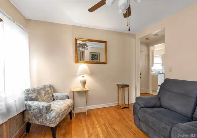 5th image of 1026 N 2Nd St, New Hyde Park, NY 11040 | MLS# 995324