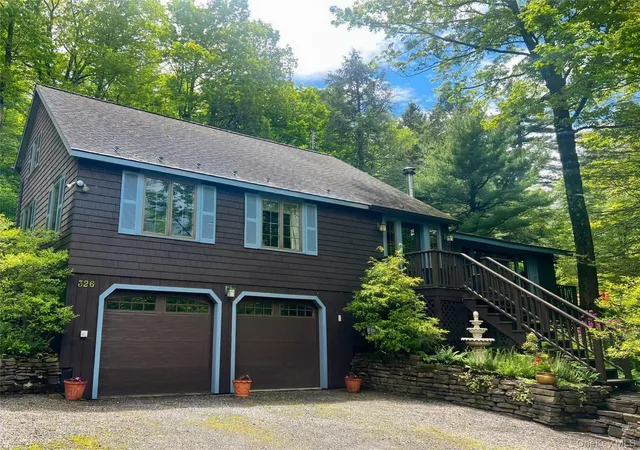 Homes for sale in Austerlitz, NY | 326 Pratt Hill Rd, Austerlitz, NY 12017 | MLS# 995347