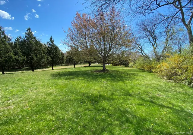 4th image of 100 Sound Dr, Greenport, NY 11944 | MLS# 995366