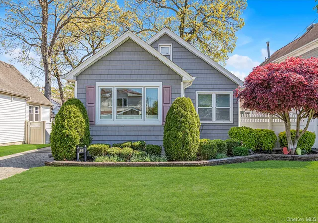 1st image of 196 Central Ave, Lynbrook, NY 11563 | MLS# 995414