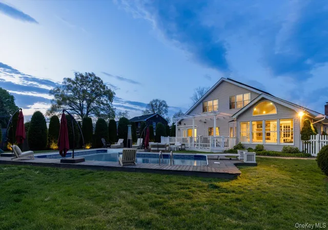 44th image of 88 Pace Dr S, Islip, NY 11795 | MLS# 995450