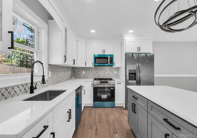 1st image of 20 Lehigh Ave, Brookhaven, NY 11720 | MLS# 995479