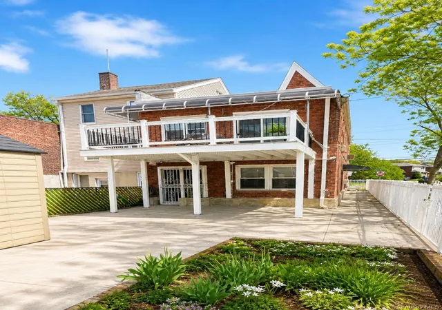 Photo 2 of Sale Pending at 152 20 Peck Ave, New York, NY 11355 | MLS# 995493 | Listing updated on 2026-07-29