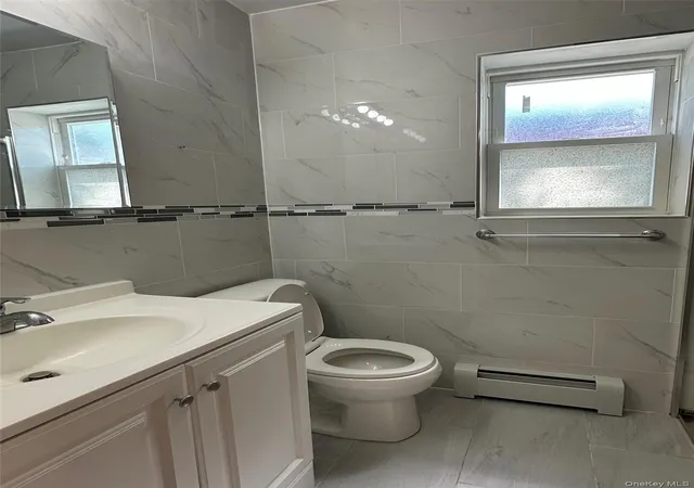 Listing Photo 5 - Condo for sale in building located at 152-20 Peck Ave, New York, NY 11355