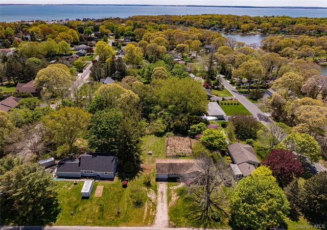 3rd image of 6200 New Suffolk Ave, Mattituck, NY 11952 | MLS# 995496