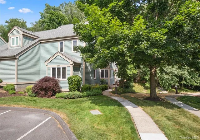 2nd image of 4205 Finch Ct, Peekskill, NY 10566 | MLS# 995522