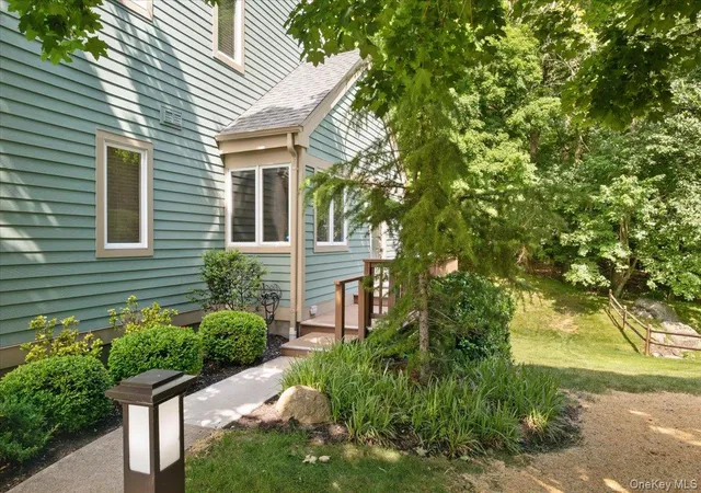 4th image of 4205 Finch Ct, Peekskill, NY 10566 | MLS# 995522