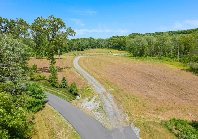 3rd image of 24 Villa Ln, Poughkeepsie, NY 12603 | MLS# 995533