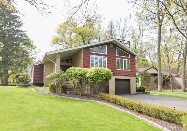 Photo 44 of Sale Pending at 24 Highview Rd, Monsey, NY 10952 | MLS# 995535 | Listing updated on 2026-09-16