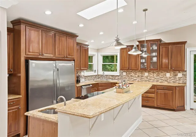 4th image of 3888 Fawn Ct, Shrub Oak, NY 10588 | MLS# 995539
