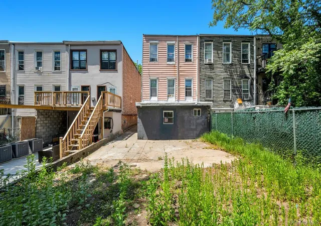 4th image of 252 Woodbine St, Brooklyn, NY 11221 | MLS# 995548