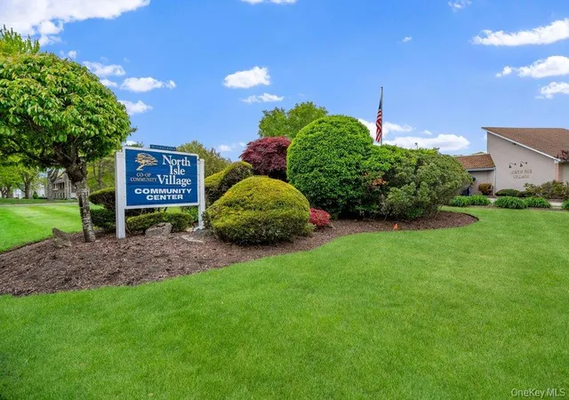 Homes for sale in Brookhaven, NY | 2 Idaho Ct #2, Brookhaven, NY 11727 | MLS# 995559