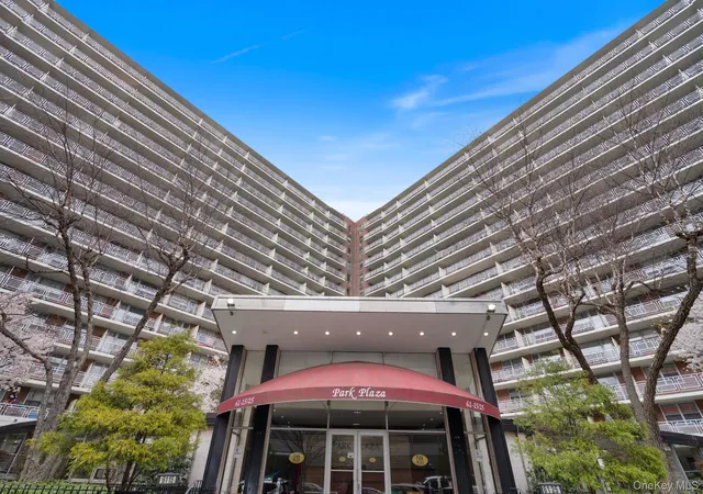 1st image of 61 25 97th St #6L, Rego Park, NY 11374 | MLS# 995592