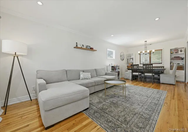 Photo 5 of Sale Pending at 648 Dogwood Ave, Franklin Square, NY 11010 | MLS# 995609 | Listing updated on 2026-07-09