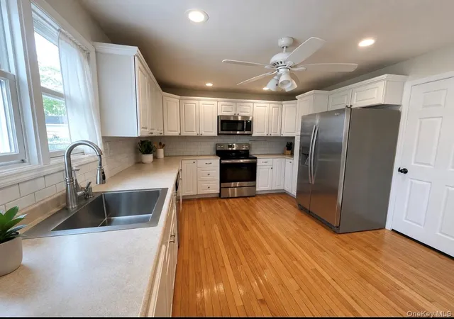 4th image of 7 Bay St, Brookhaven, NY 11934 | MLS# 995617