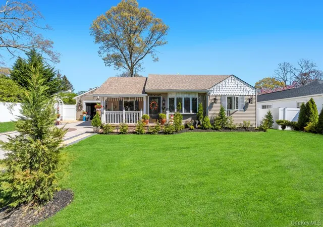 1st image of 25 Snyder St, Patchogue, NY 11772 | MLS# 995666