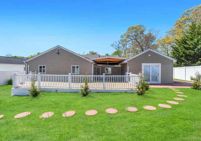 5th image of 25 Snyder St, Patchogue, NY 11772 | MLS# 995666
