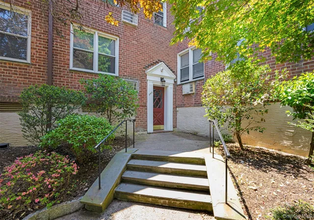 1st image of 309 Palmer Ter #2A, Mamaroneck, NY 10543 | MLS# 995679