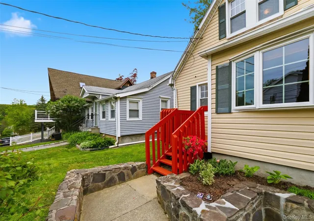 Homes for sale in Ossining, NY | 20 Samstag Ave, Ossining, NY 10562 | MLS# 995689