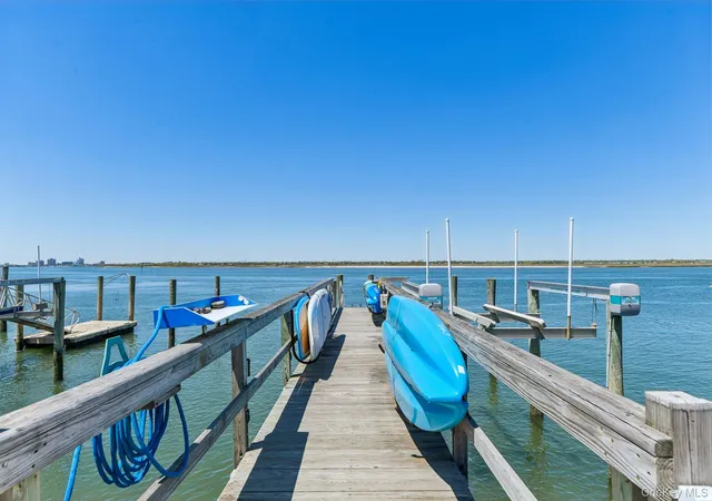 4th image of 746 W Bay Dr, Long Beach, NY 11561 | MLS# 995705