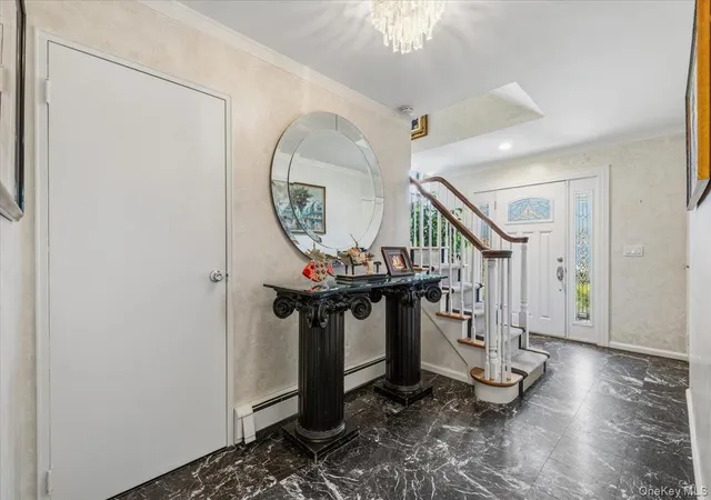 4th image of 3089 Monterey Dr, Hempstead, NY 11566 | MLS# 995712