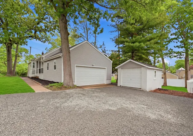 2nd image of 101 Rustic Rd, Centereach, NY 11720 | MLS# 995719